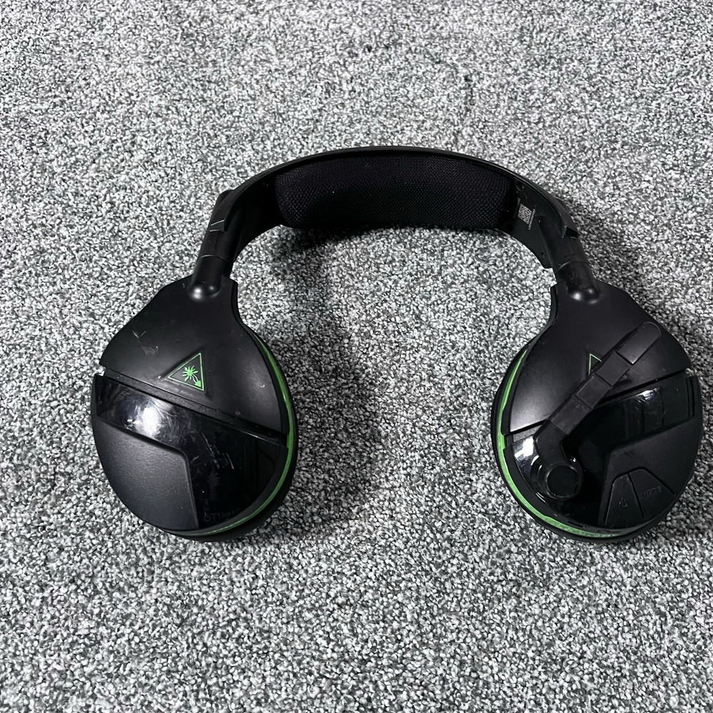 Turtle Beach Stealth 600 Wireless Gaming Headset Xbox Black Green NO DONGLE